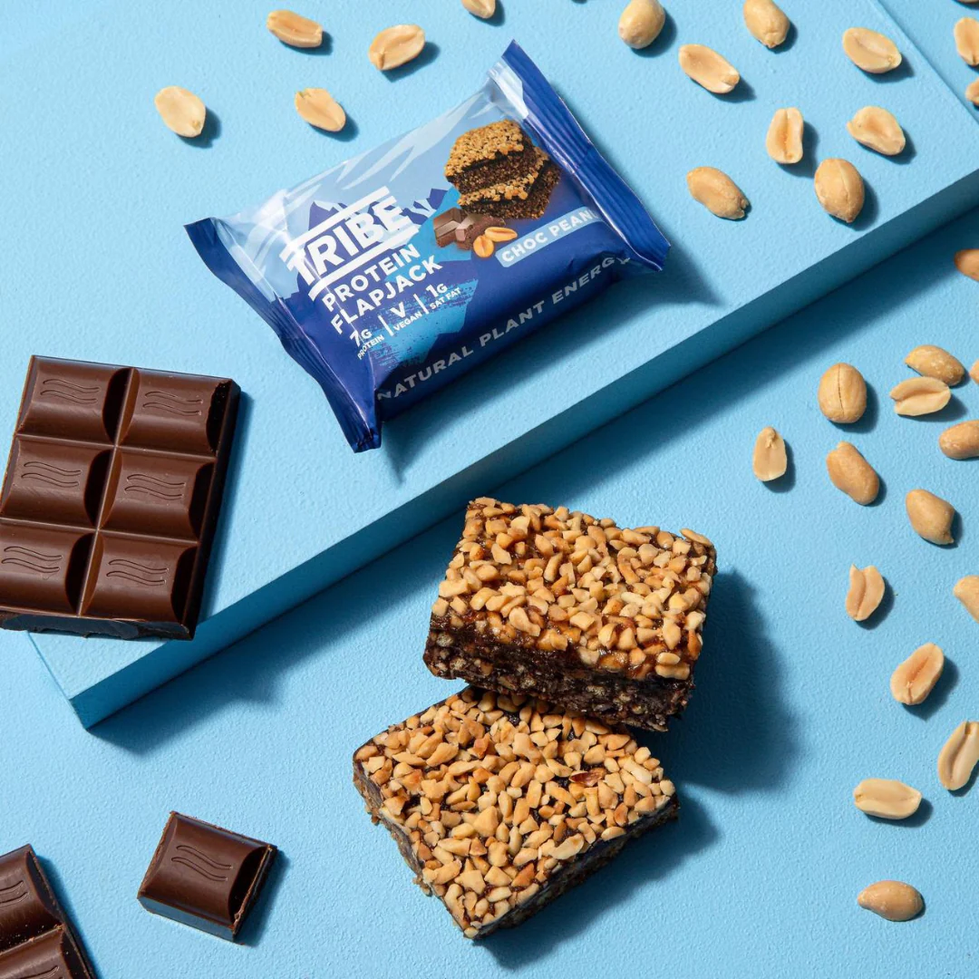 Tribe Chocolate Peanut Protein Flapjacks (3 x 38g Multipack) - Case of 7 [Best Before: 03/08/2025] - Image 2